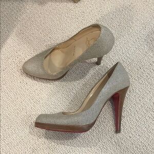 Christian Louboutin 37